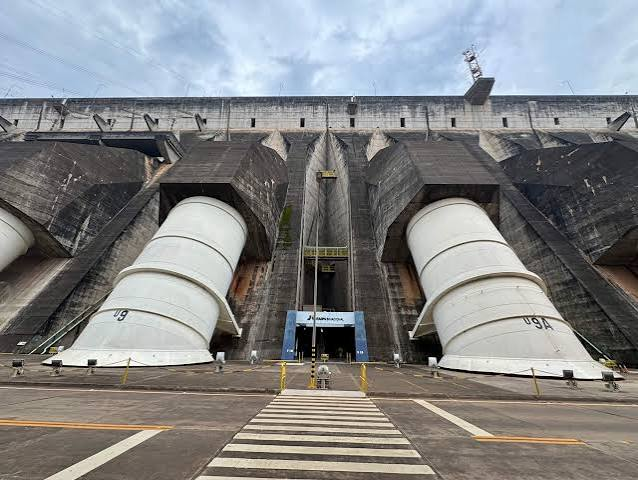 Itaipu Especial